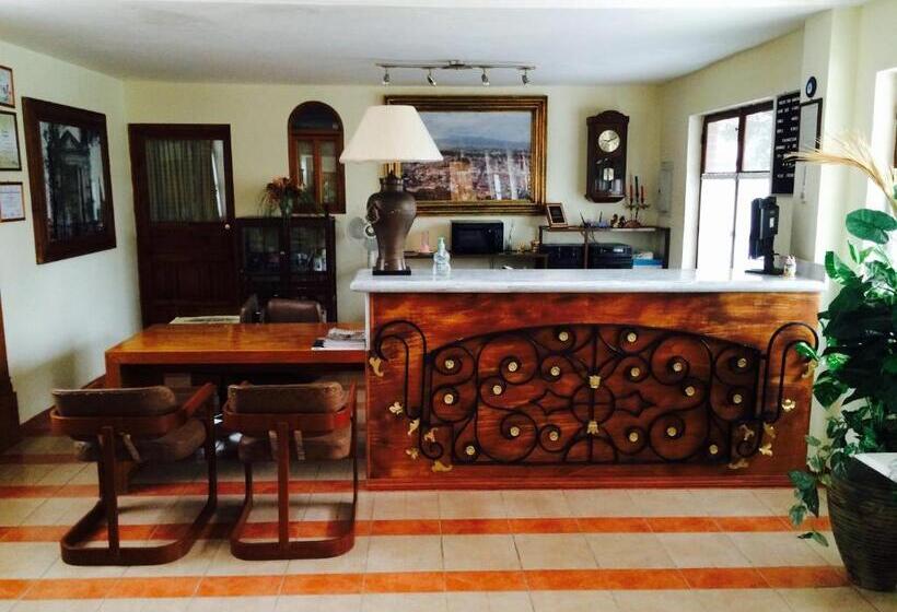 호텔 Villa Caltengo