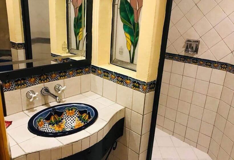 בית מלון כפרי Villa De Cortez