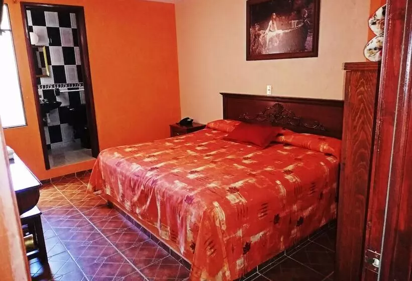 Hotelli Villa De Las Flores