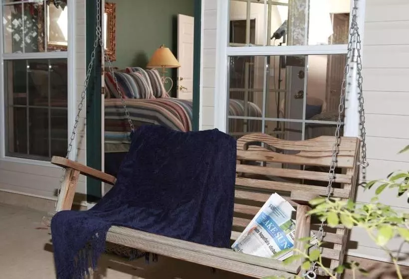 Inn At Harbour Ridge B&b
