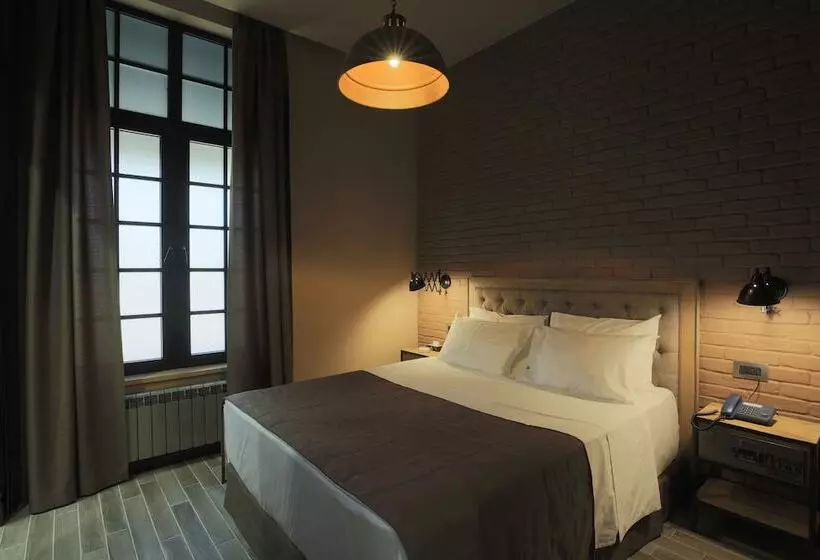 Bastille Hotel Yerevan