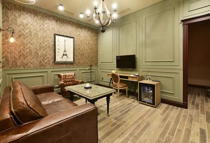 Bastille Hotel Yerevan