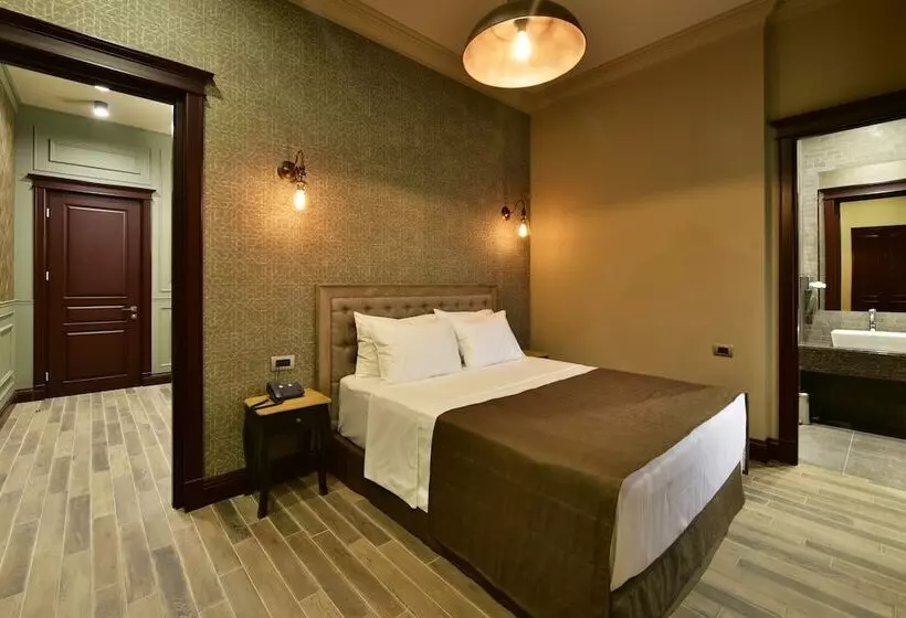 Bastille Hotel Yerevan