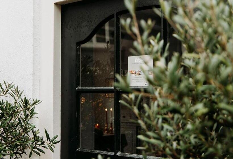 تختخواب و صبحانه Bergen1928