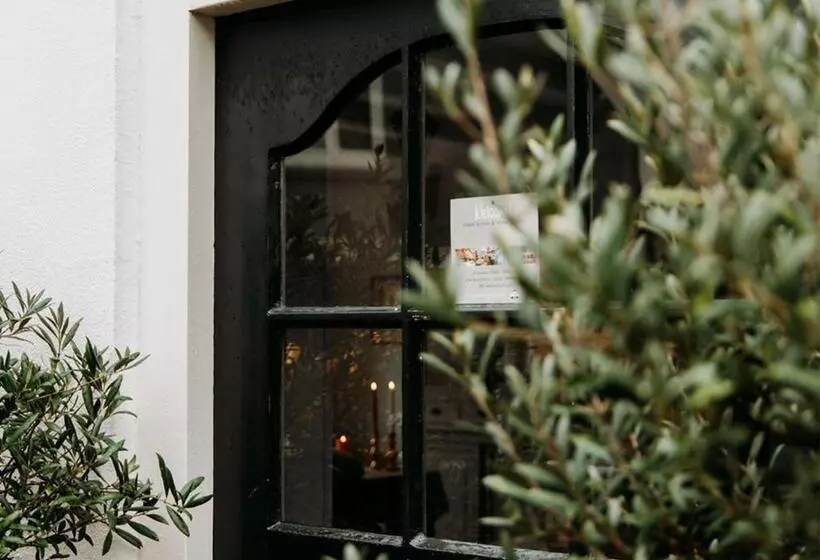 تختخواب و صبحانه Bergen1928