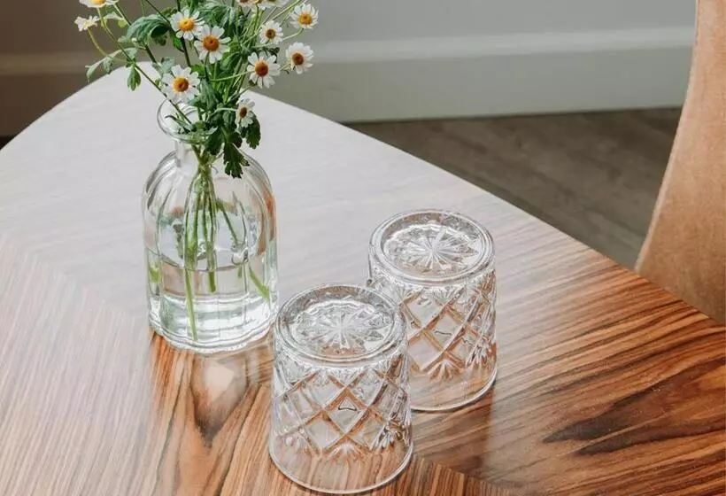 تختخواب و صبحانه Bergen1928