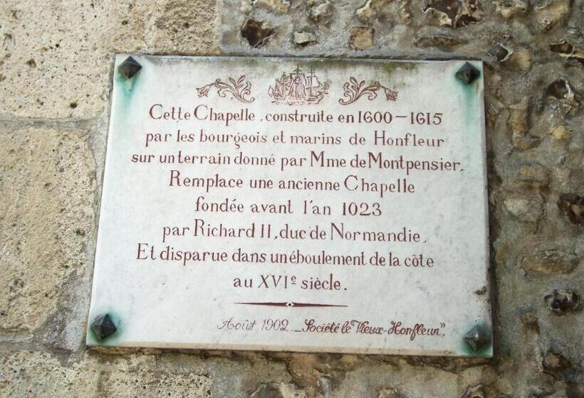 مبيت وإفطار L Ex Voto