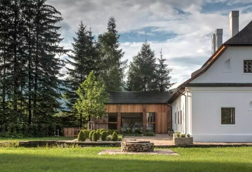 Boutique Hotel Mezi Plutky