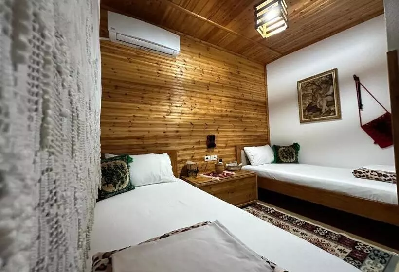 هتل Ahmetaj Guest House