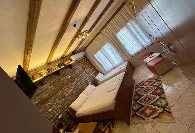 هتل Ahmetaj Guest House