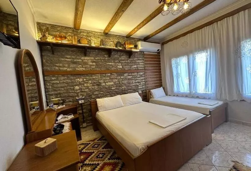 هتل Ahmetaj Guest House