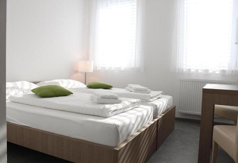 Отель Ais Center