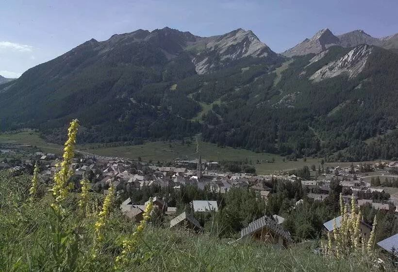Hotel Alliey & Spa Piscine Appart Hôtel Serre Chevalier