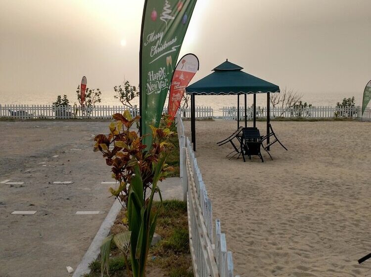 هتل Atlantic Lumley