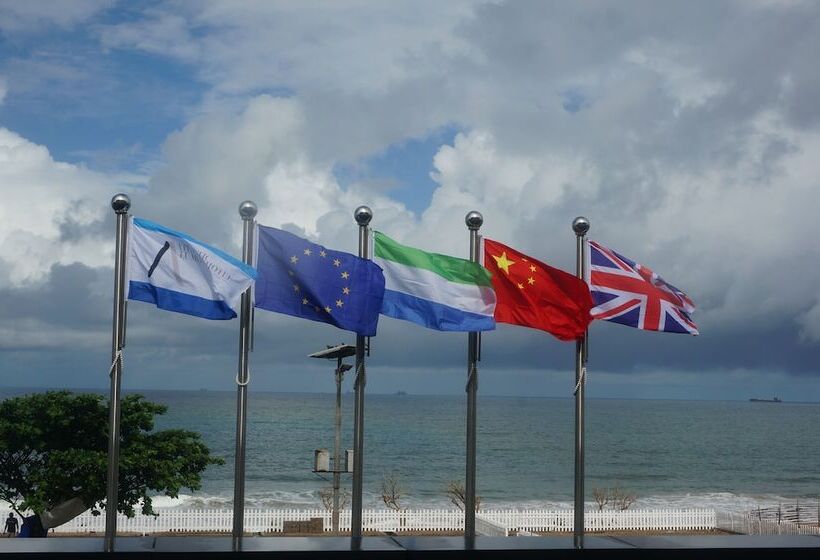 هتل Atlantic Lumley