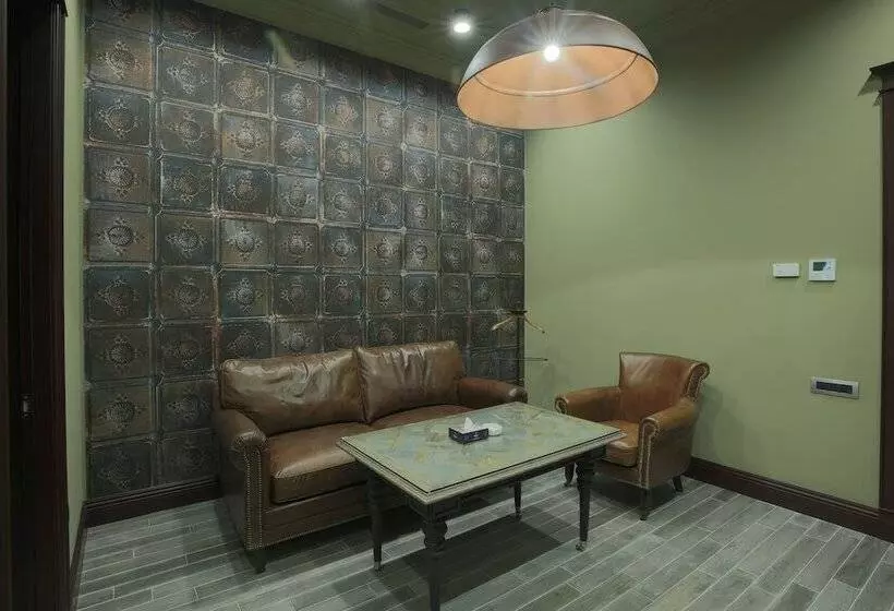 Bastille Hotel Yerevan