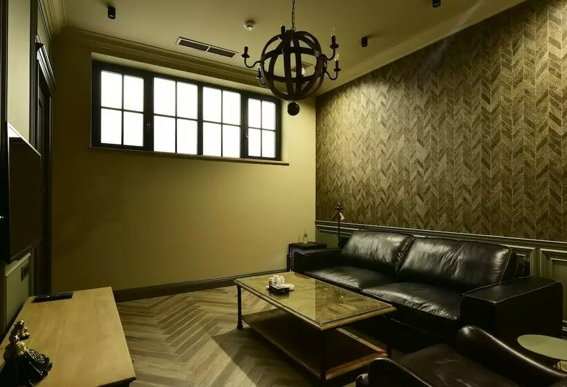Bastille Hotel Yerevan
