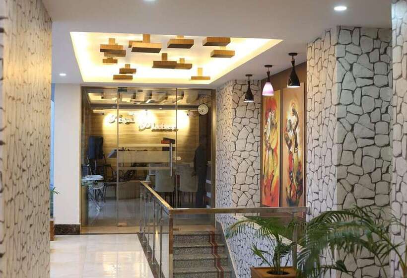 Hotel Harrison Palace