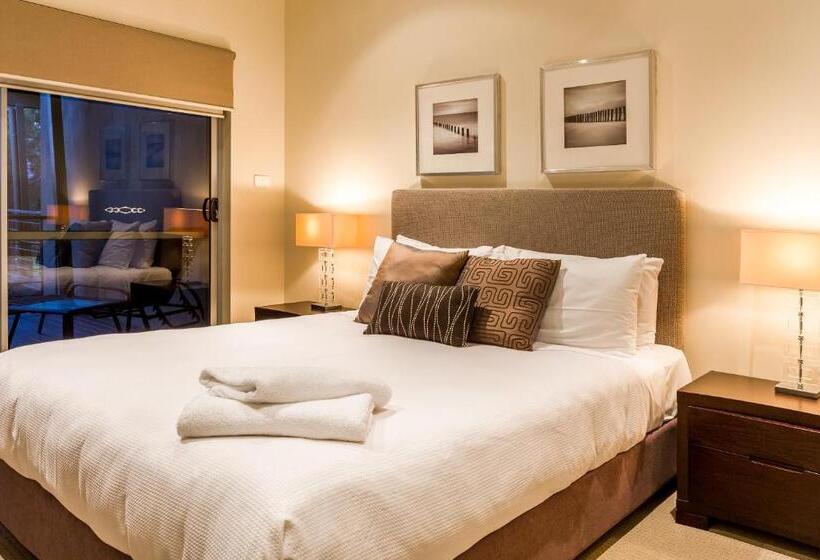 فندق Regency Beach Club