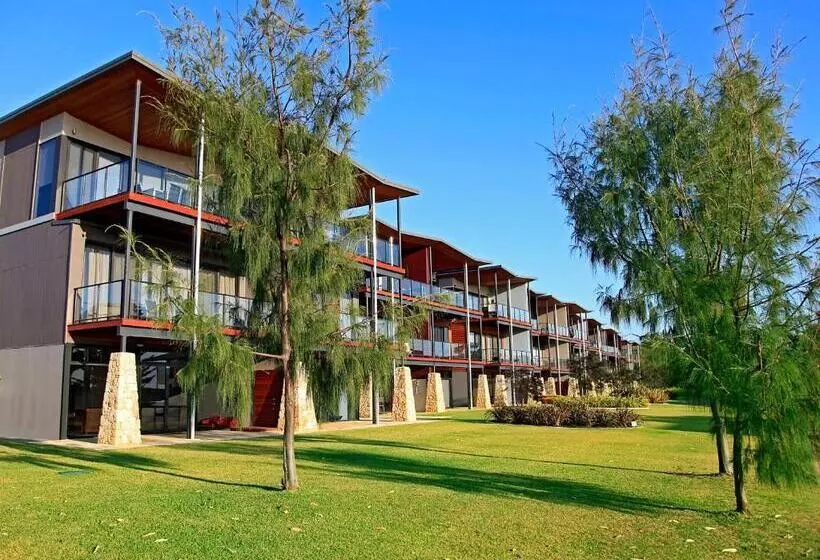 ホテル Regency Beach Club