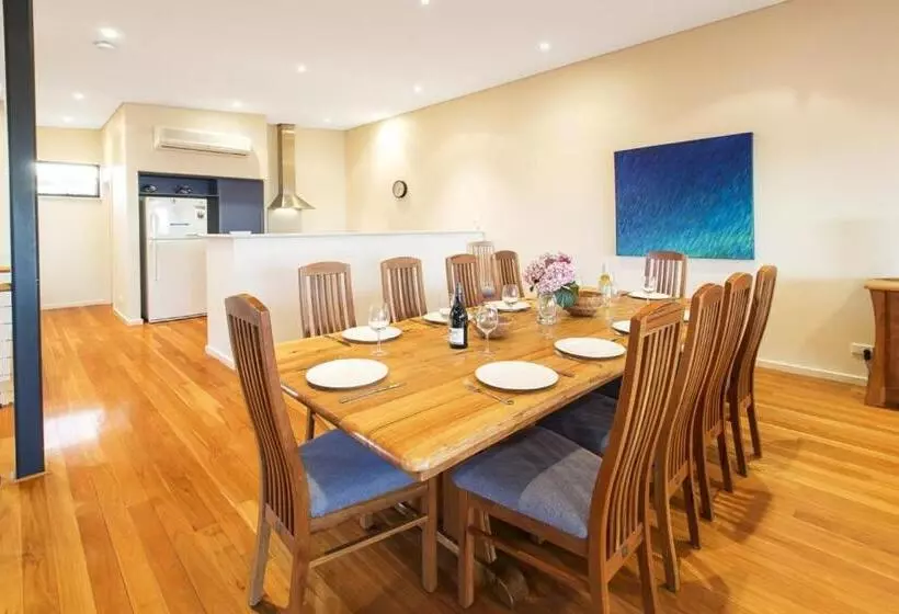 ホテル Regency Beach Club