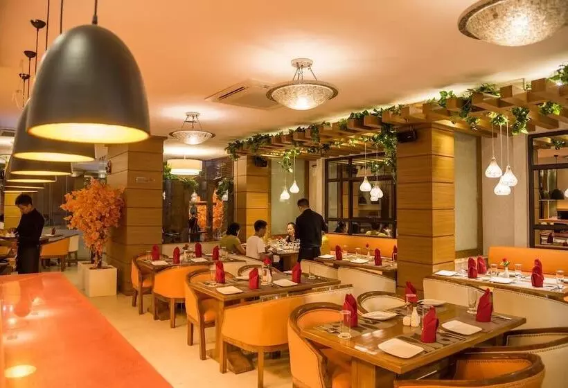 Hotelli Sangai Continental