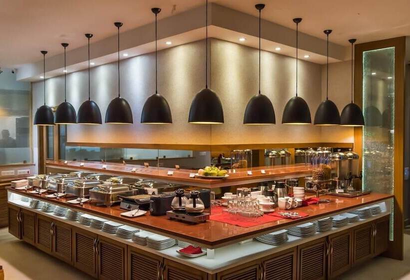 בית מלון כפרי Sangai Continental