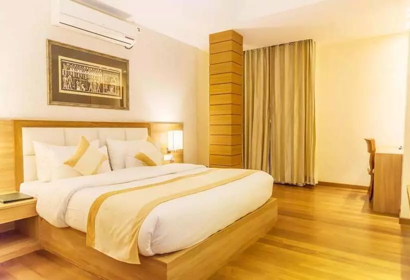 Hotelli Sangai Continental