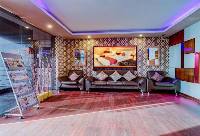 ホテル Treebo Trend Dharan Residency