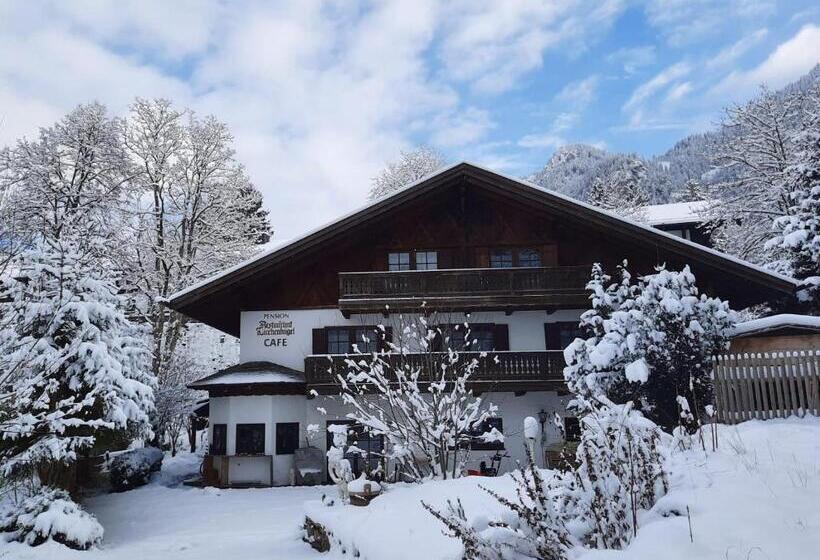 Landhotel Lärchenhügel