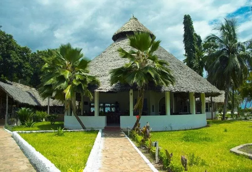 リゾートホテル Antonio Beach Hotel And Spa