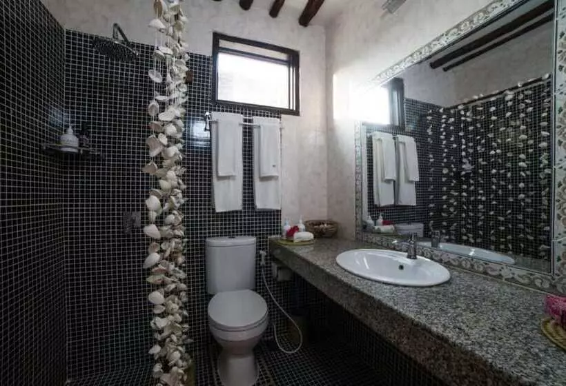 リゾートホテル Antonio Beach Hotel And Spa