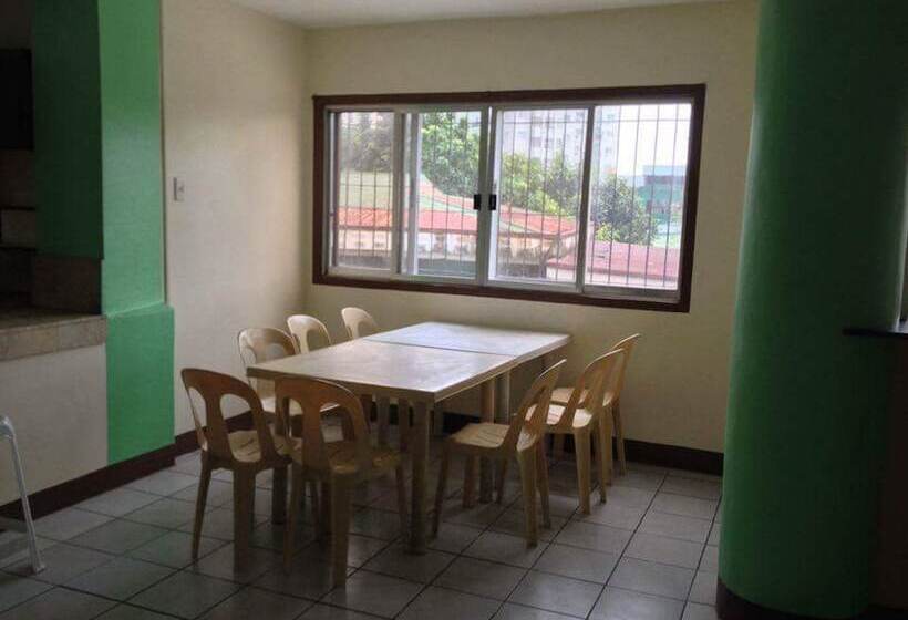 Albergue Friendly S Guesthouse