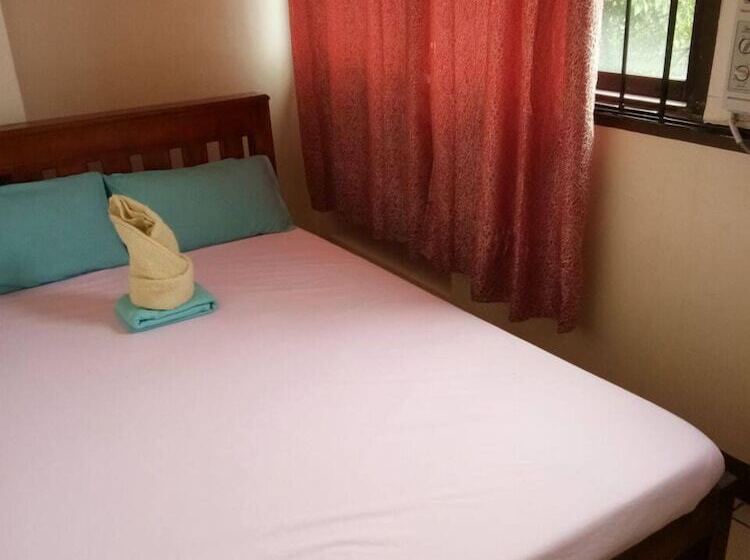 فندق صغير Friendly S Guesthouse