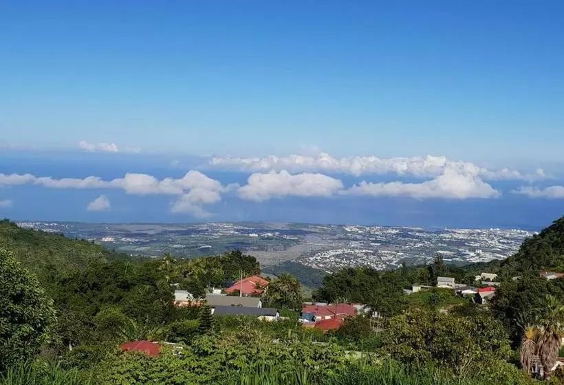 تختخواب و صبحانه Gite Bienvenue Dans Les Hauts