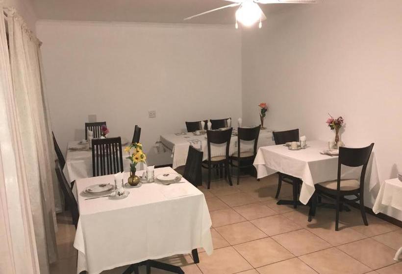 تختخواب و صبحانه Yoieli Guest House