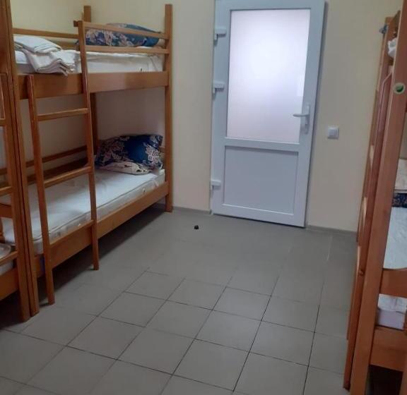 Hostel Stozhary