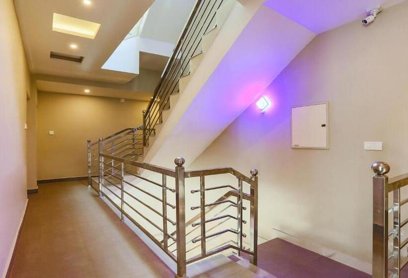 Itsy Hotels Kottaram Residency