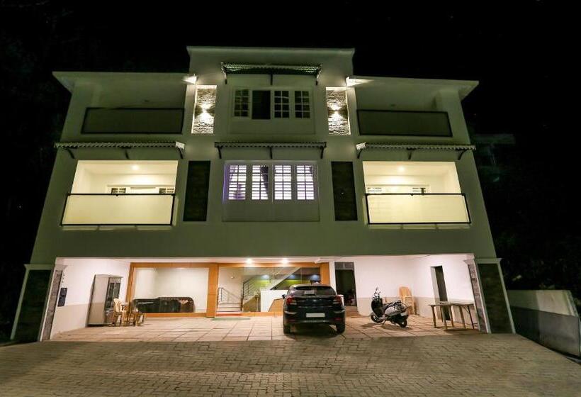 Itsy Hotels Kottaram Residency