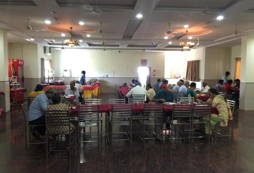 Hotel Kaka S Sai Krupa