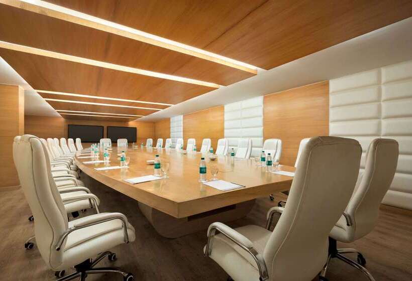 فندق Ramada By Wyndham Dehradun Chakrata Road