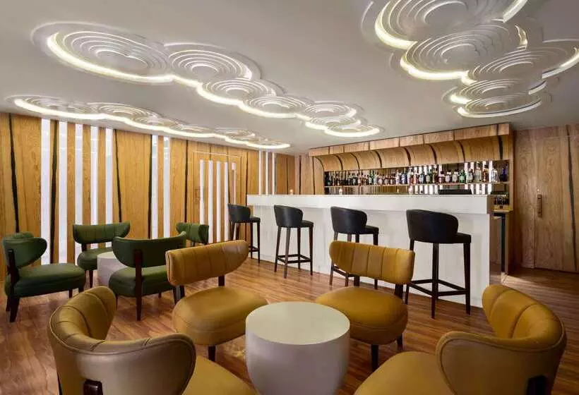 ホテル Ramada By Wyndham Dehradun Chakrata Road