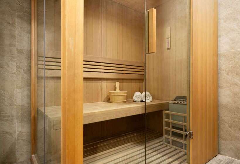 فندق Ramada By Wyndham Dehradun Chakrata Road