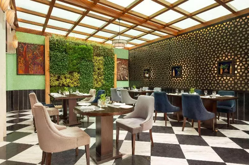 ホテル Ramada By Wyndham Dehradun Chakrata Road