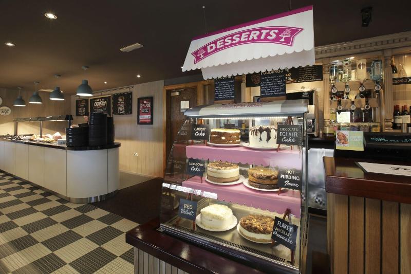 בית מלון כפרי Spring River Ebbsfleet By Marston's Inns