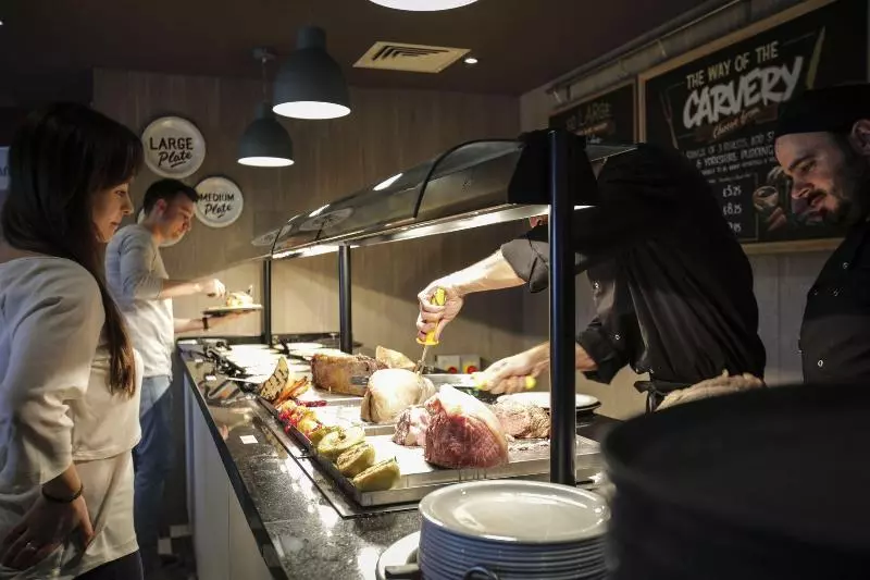 ホテル Spring River Ebbsfleet By Marston's Inns