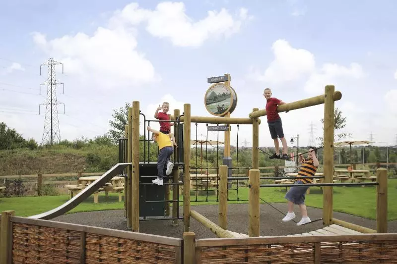 ホテル Spring River Ebbsfleet By Marston's Inns