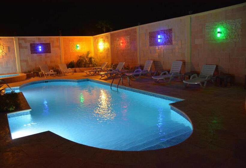 هتل Tabarre 's Palace