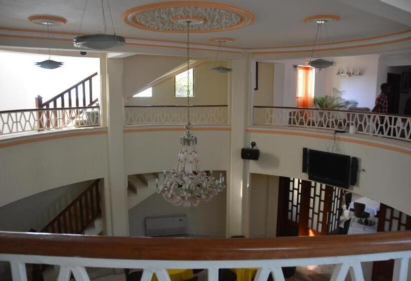 هتل Tabarre 's Palace