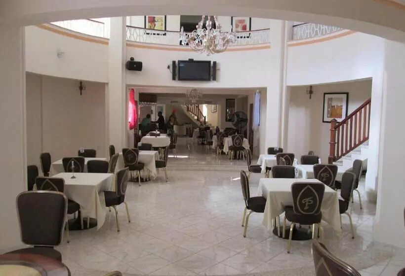 هتل Tabarre 's Palace